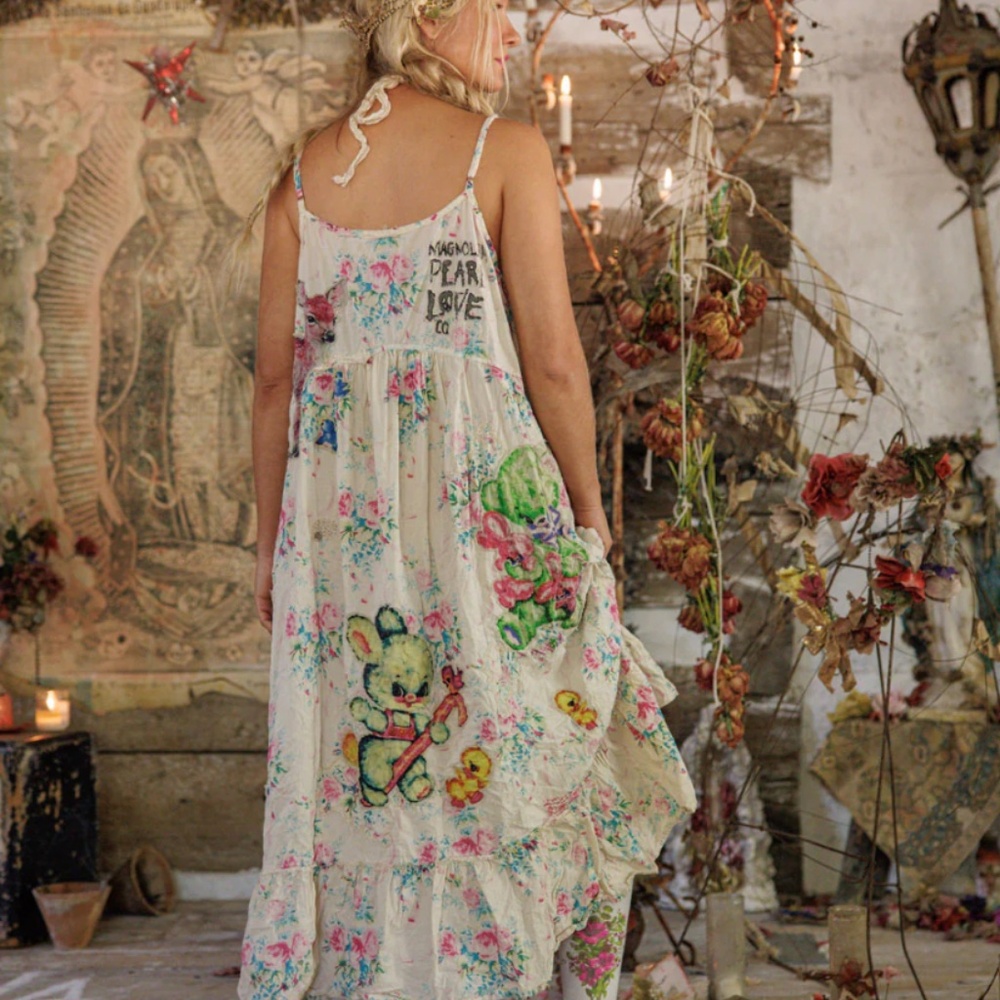 🔥 Magnolia Pearl Appliqué Vianney Slip Dress🔥 - Picture 7 of 8